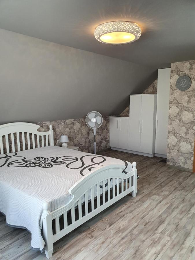 Anas Namas Apartment Zagare Екстериор снимка